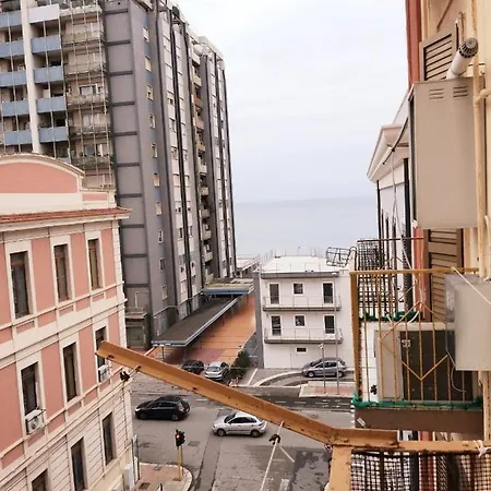 Stanza Taranto Via Duca Di Genova *
